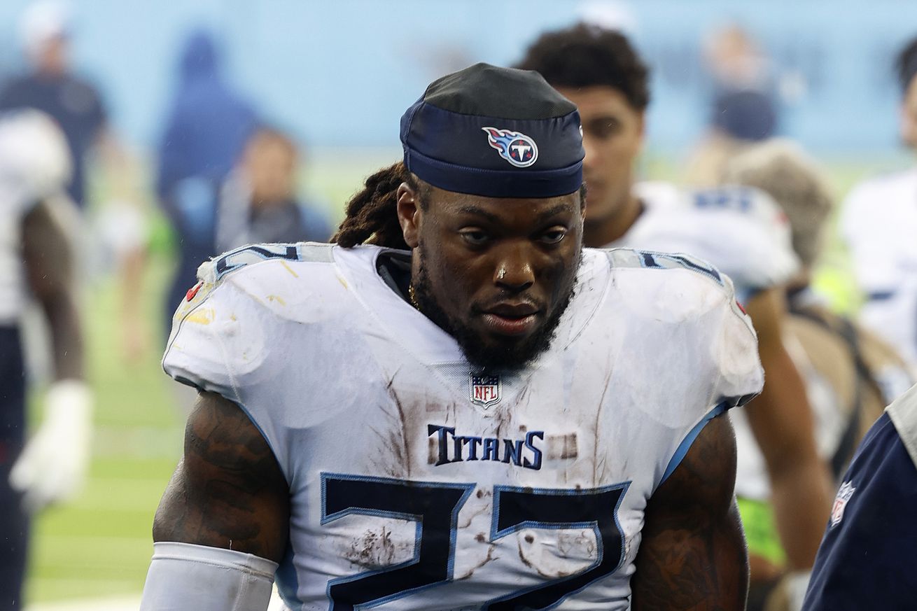 Los Angeles Chargers v Tennessee Titans