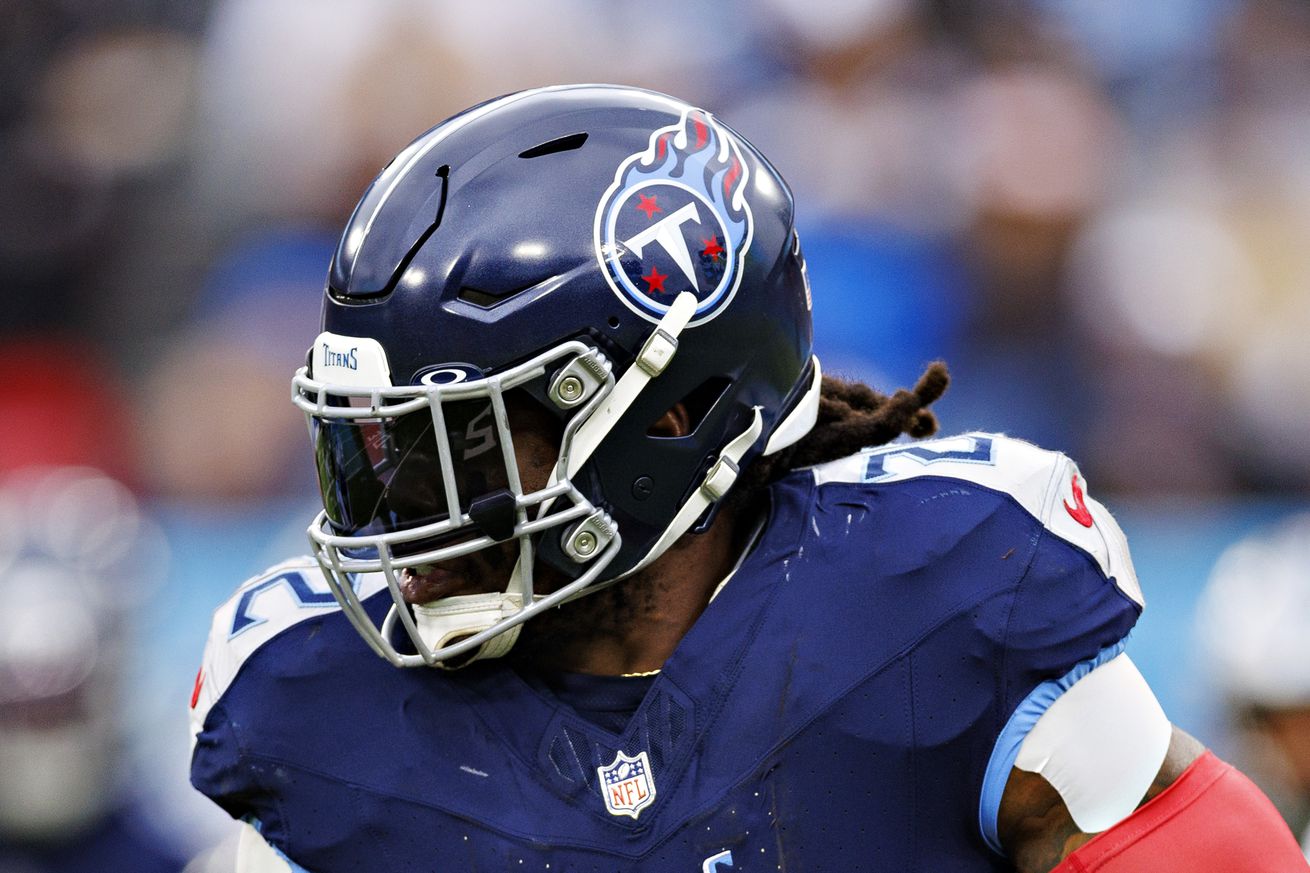 Caroliina Panthers v Tennessee Titans