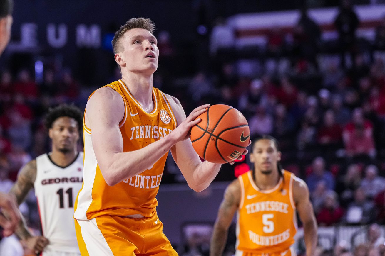 NCAA Basketball: Tennessee at Georgia