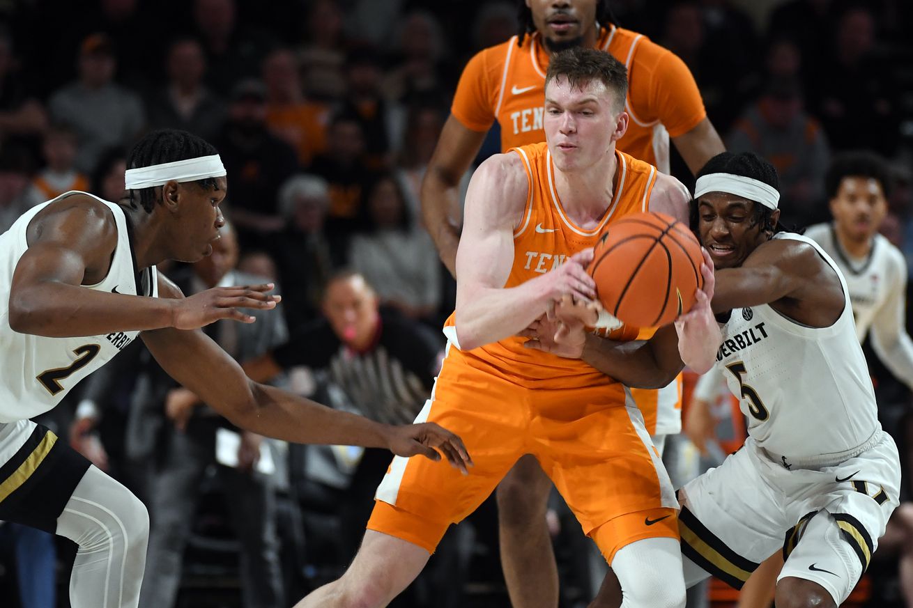 NCAA Basketball: Tennessee at Vanderbilt