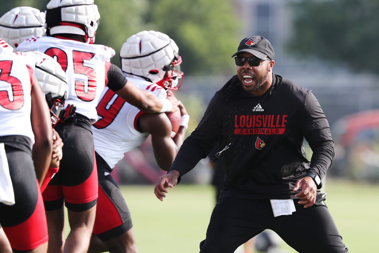 Syndication: The Courier-Journal