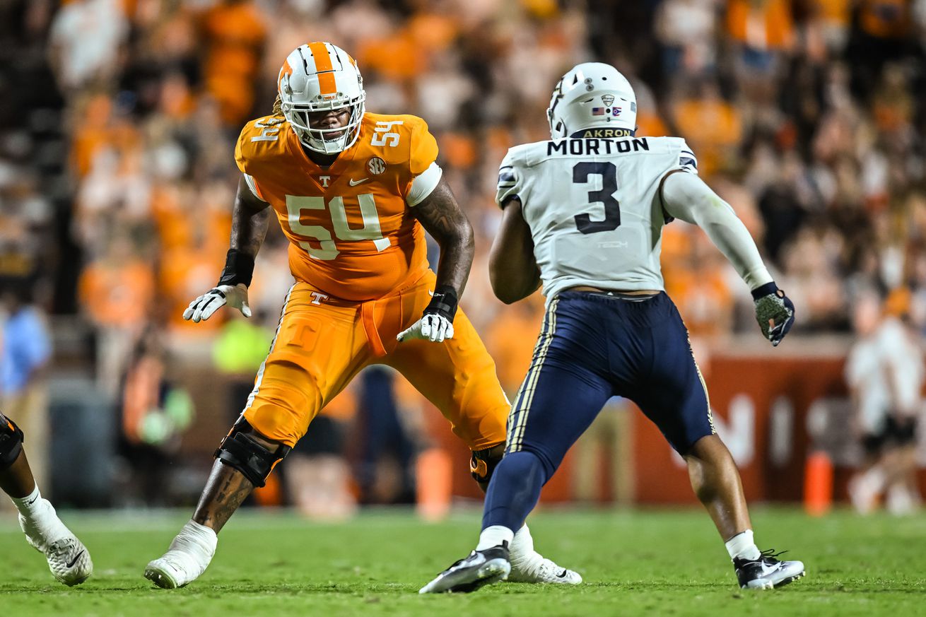 NCAA Football: Akron at Tennessee