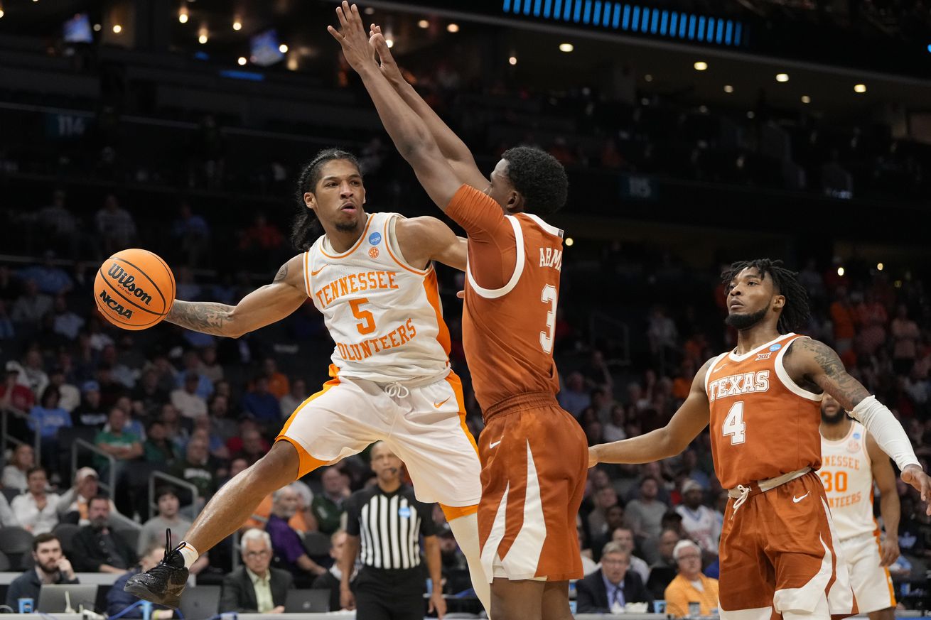 NCAA Basketball: NCAA Tournament Second Round-Texas vs Tennessee
