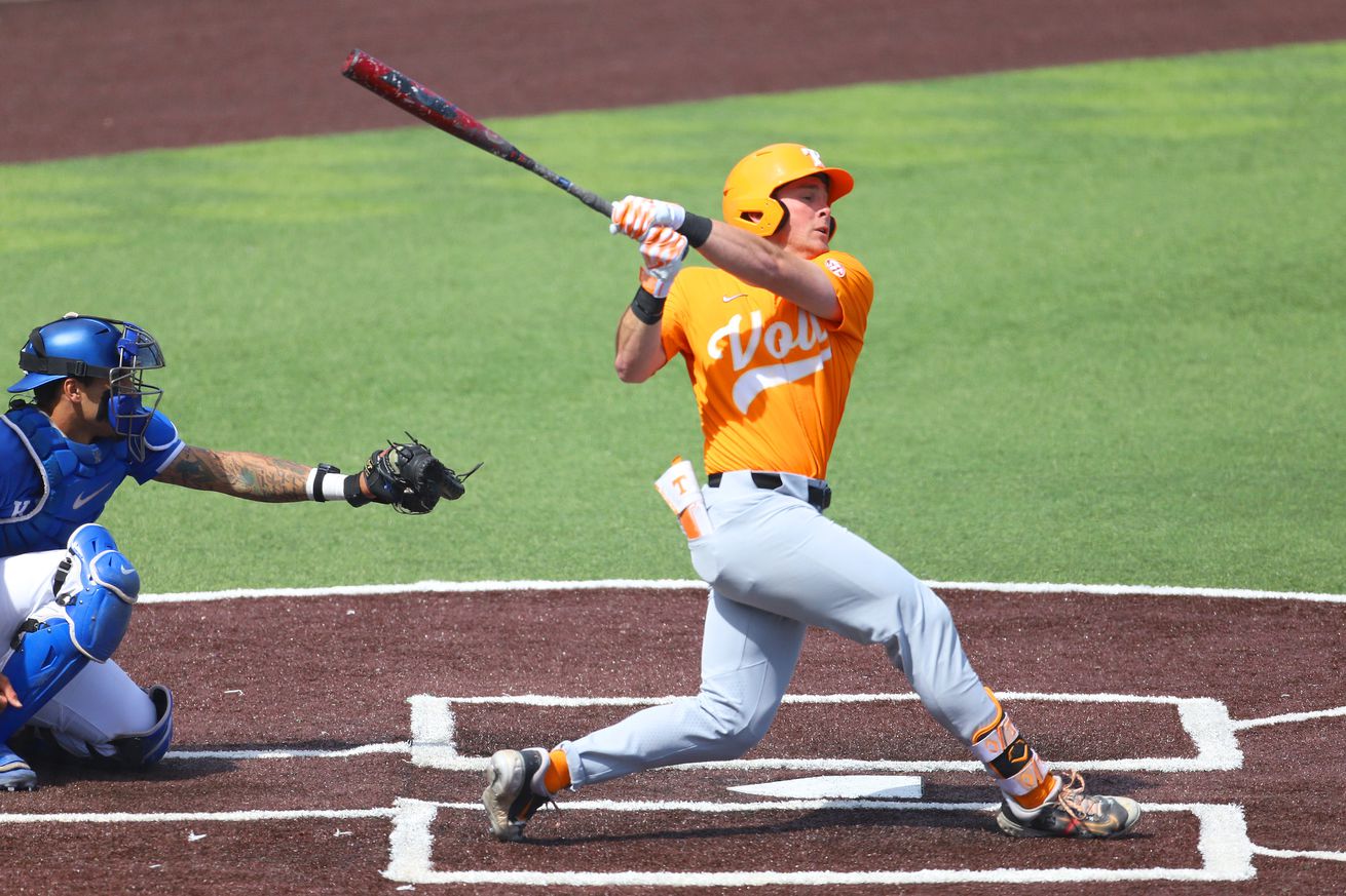COLLEGE BASEBALL: APR 20 Tennessee at Kentucky