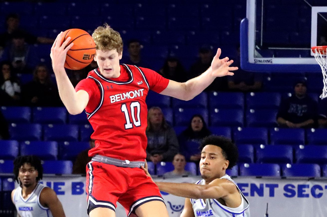 Syndication: The Daily News Journal