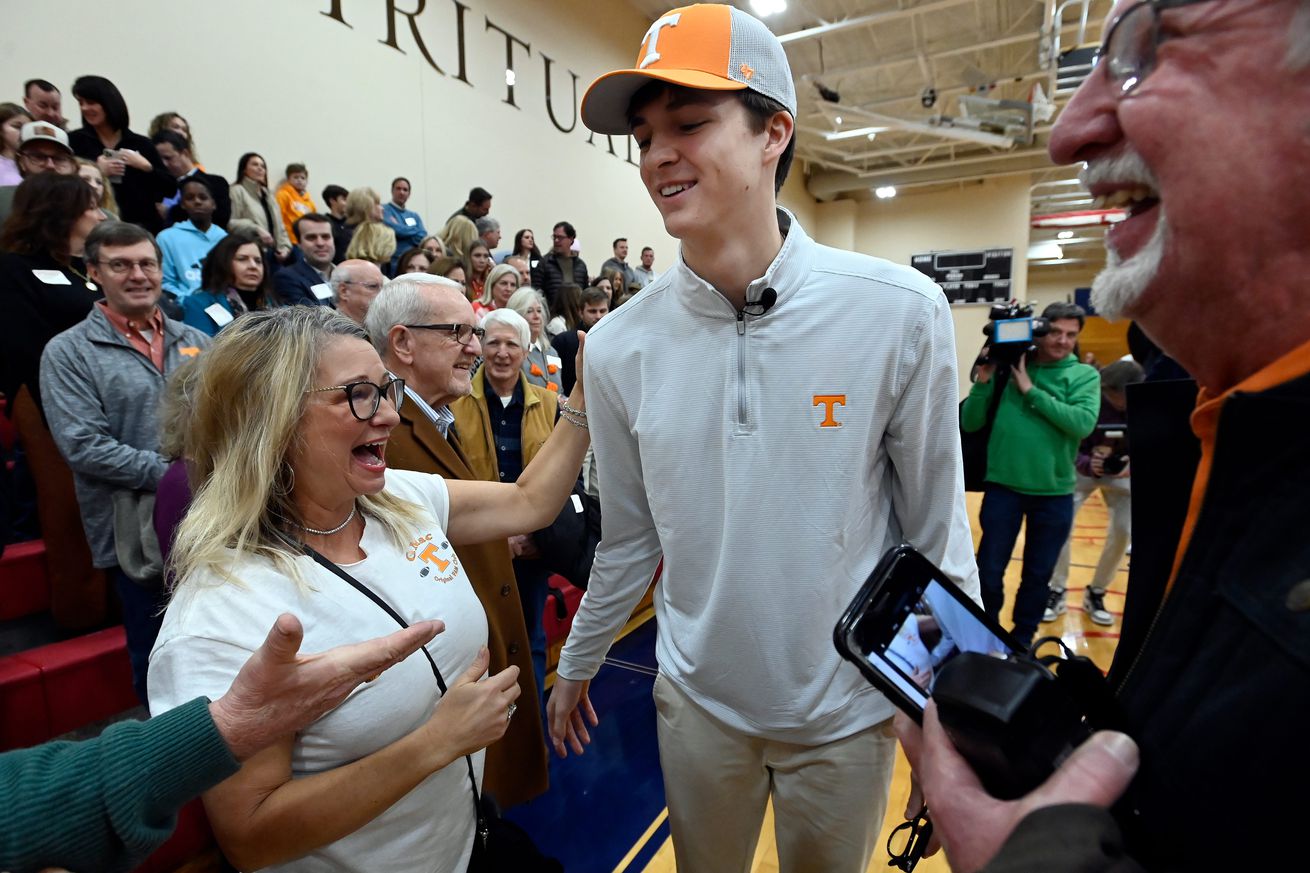 Syndication: The Tennessean