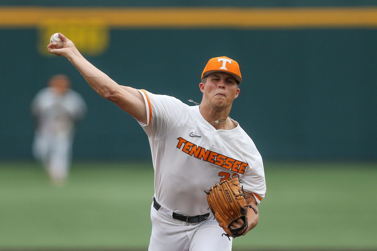 Syndication: The Knoxville News-Sentinel