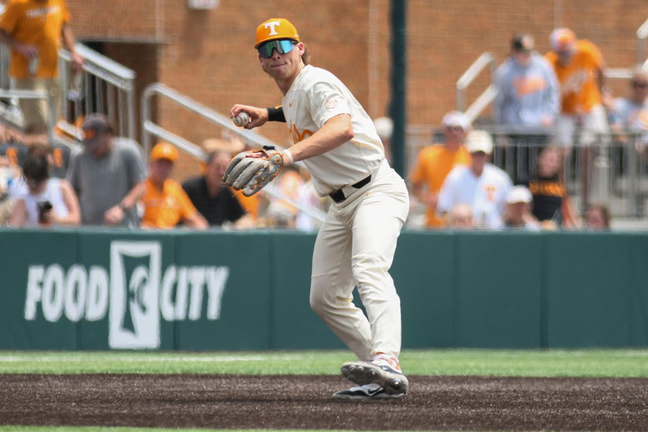 Syndication: The Knoxville News-Sentinel