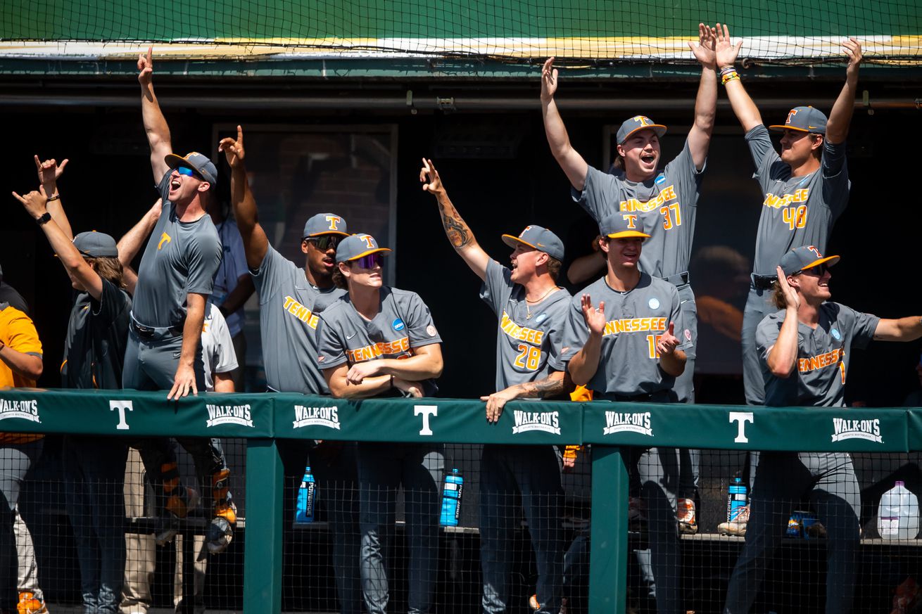 Syndication: The Knoxville News-Sentinel