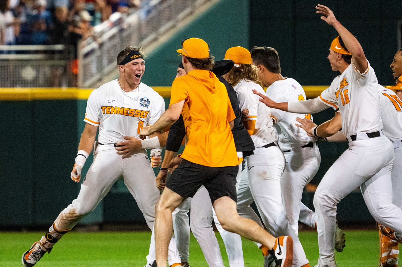 NCAA Baseball: College World Series-Florida State v Tennessee