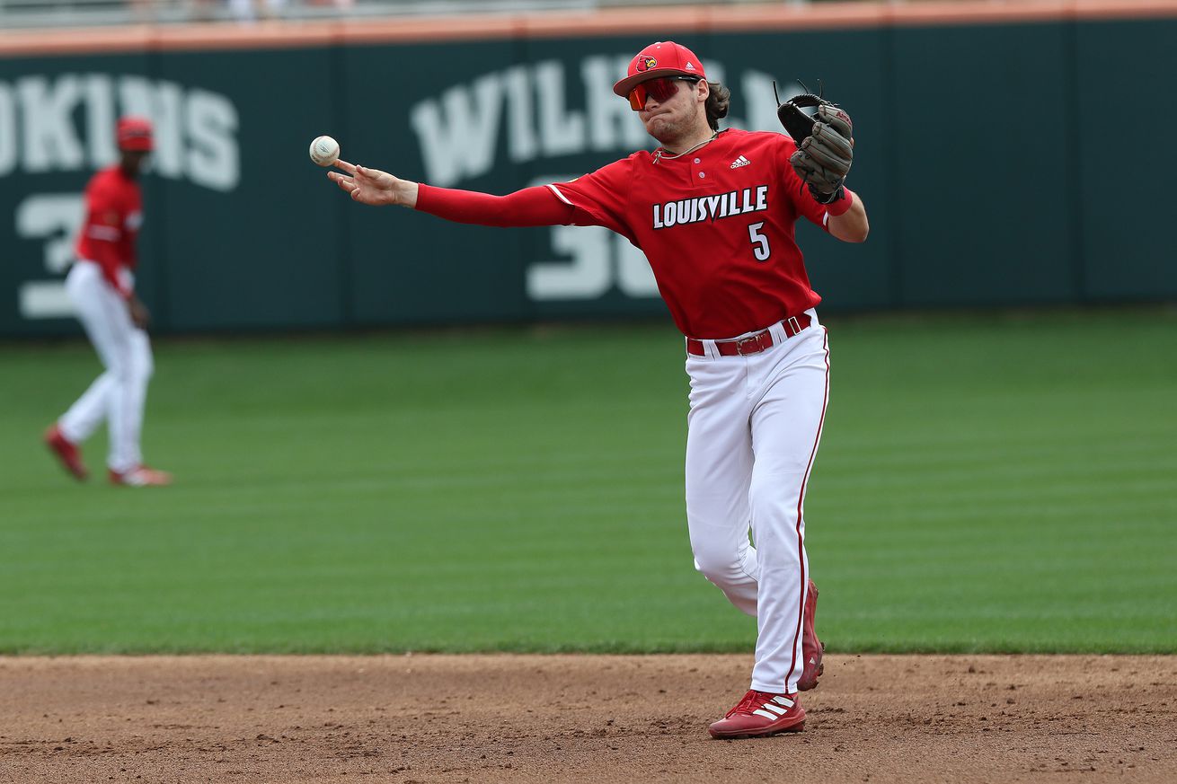 COLLEGE BASEBALL: MAY 07 Louisville at Clemson