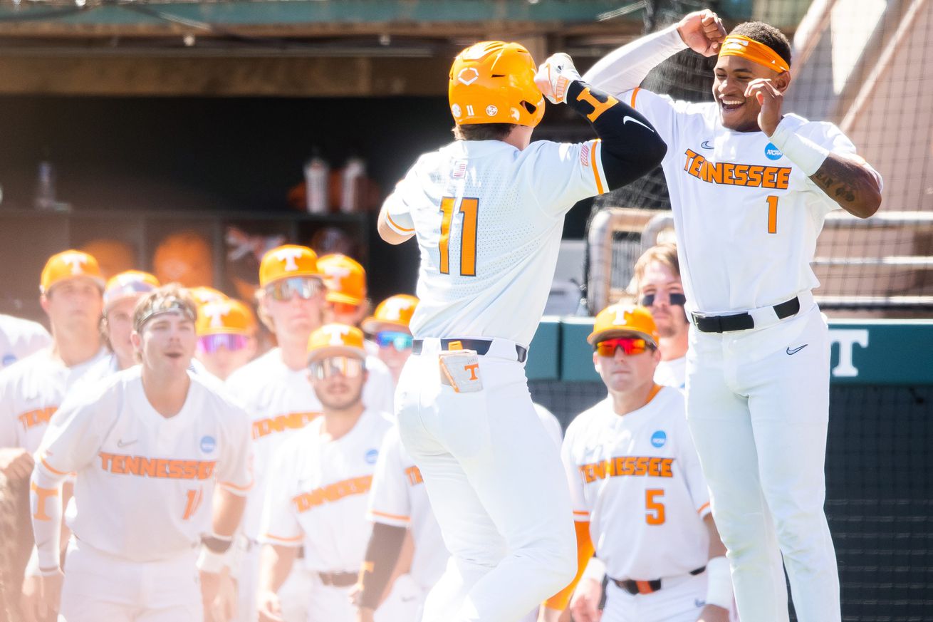 Syndication: The Knoxville News-Sentinel