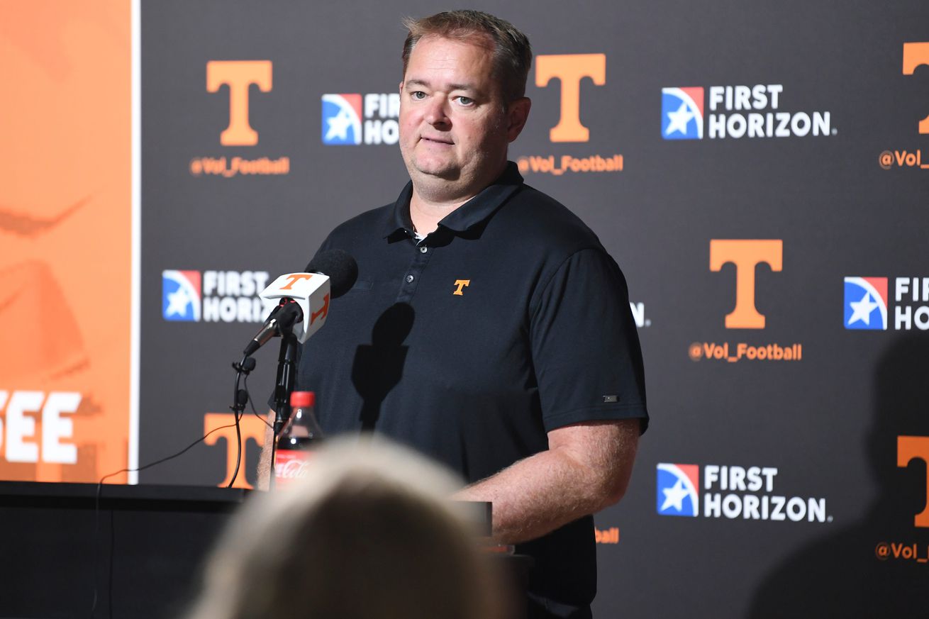 Syndication: The Knoxville News-Sentinel