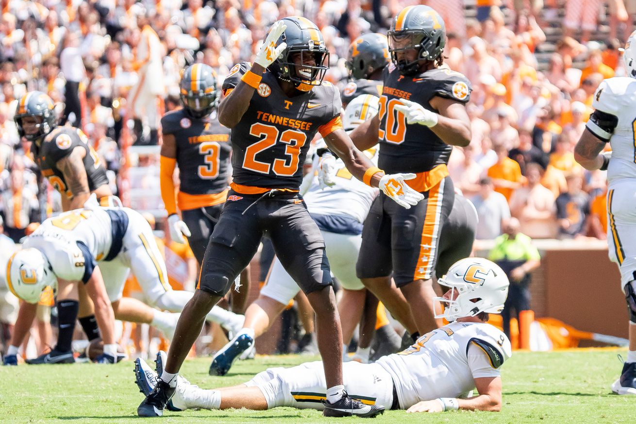 Syndication: The Knoxville News-Sentinel