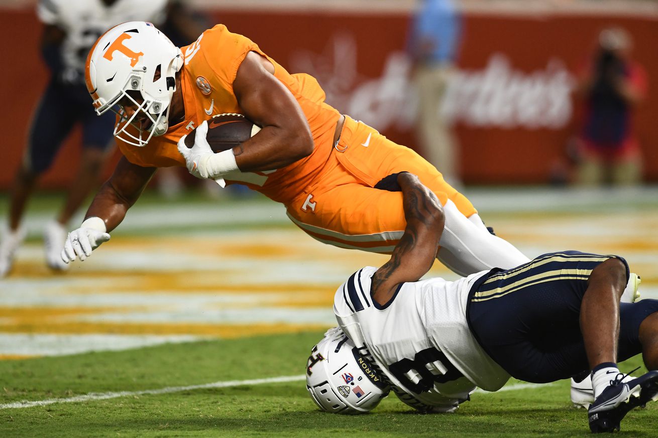 Syndication: The Knoxville News-Sentinel