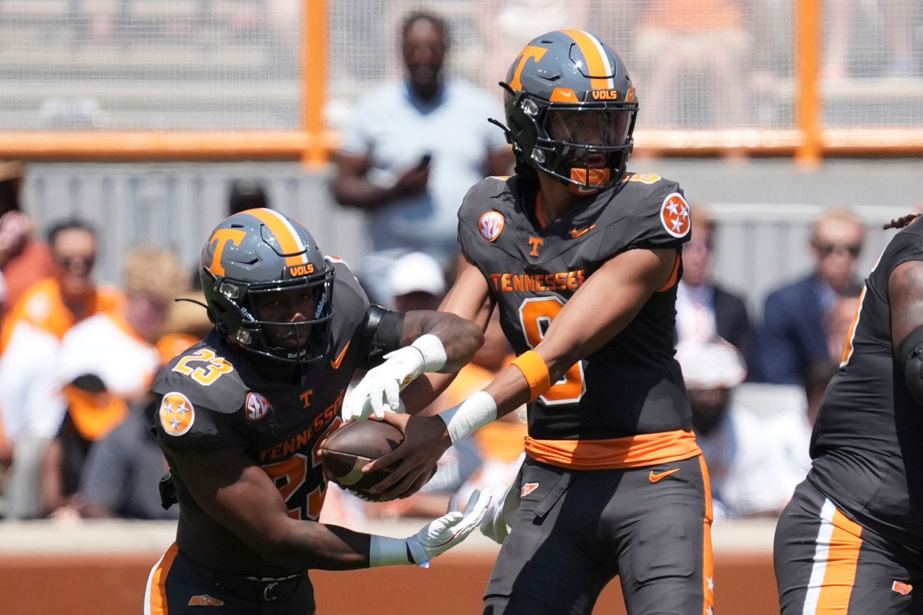 Syndication: The Knoxville News-Sentinel