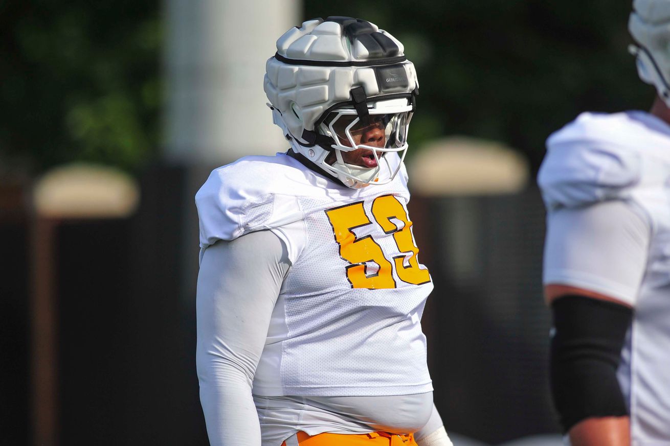 Syndication: The Knoxville News-Sentinel