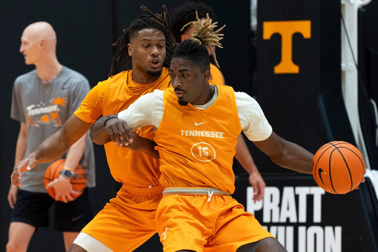 Syndication: The Knoxville News-Sentinel