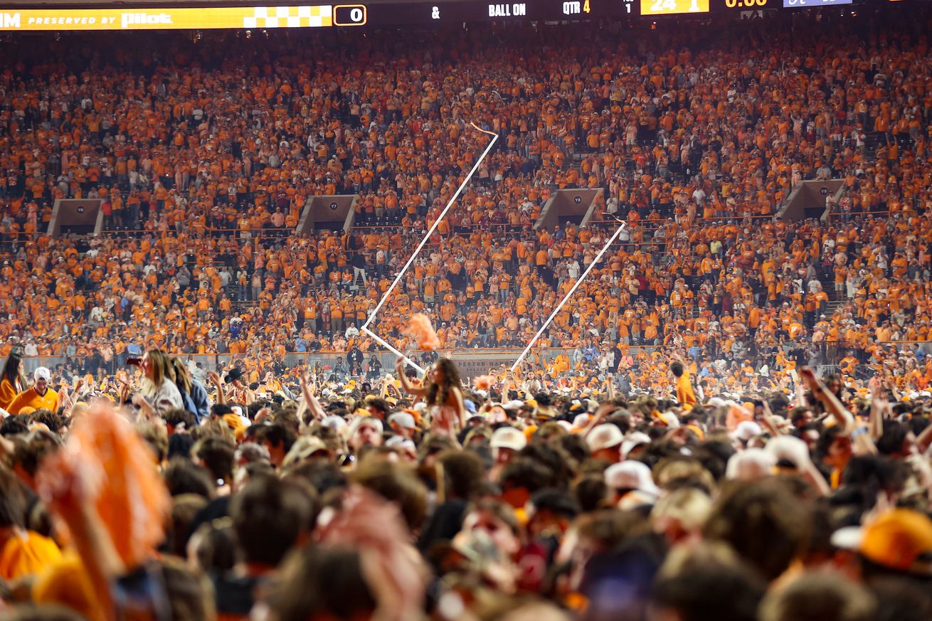 NCAA Football: Alabama at Tennessee