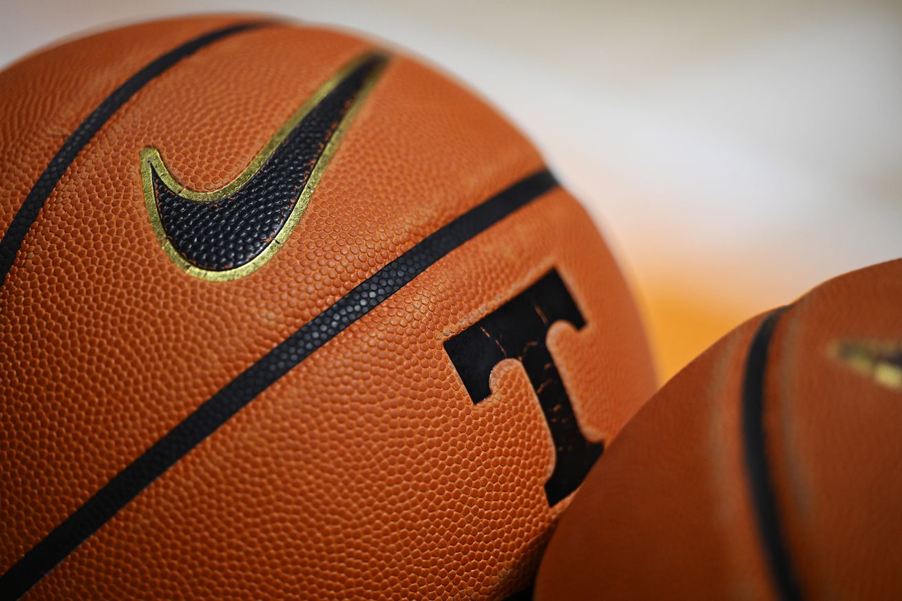 South Carolina v Tennessee