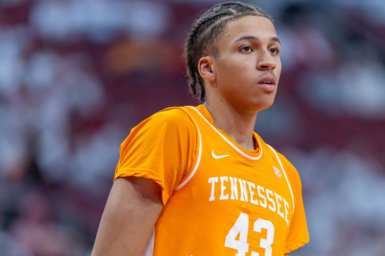 Tennessee v Louisville