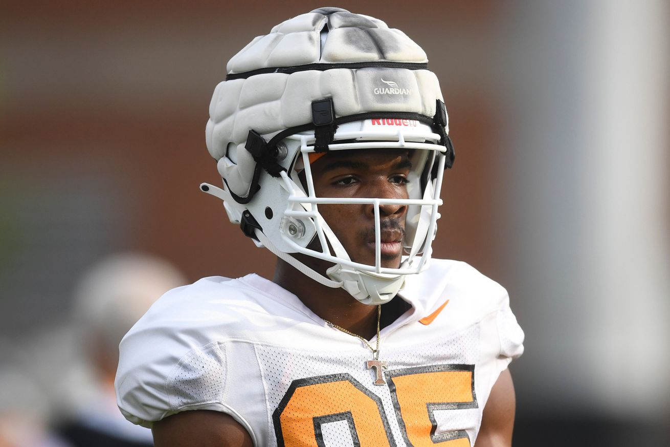 Syndication: The Knoxville News-Sentinel