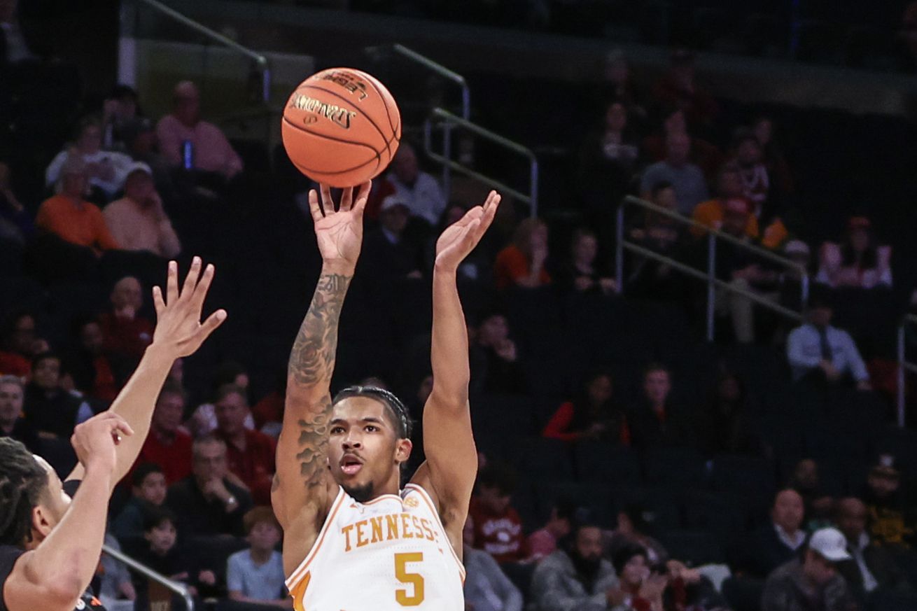 NCAA Basketball: Jimmy V Classic-Miami (FL) at Tennessee