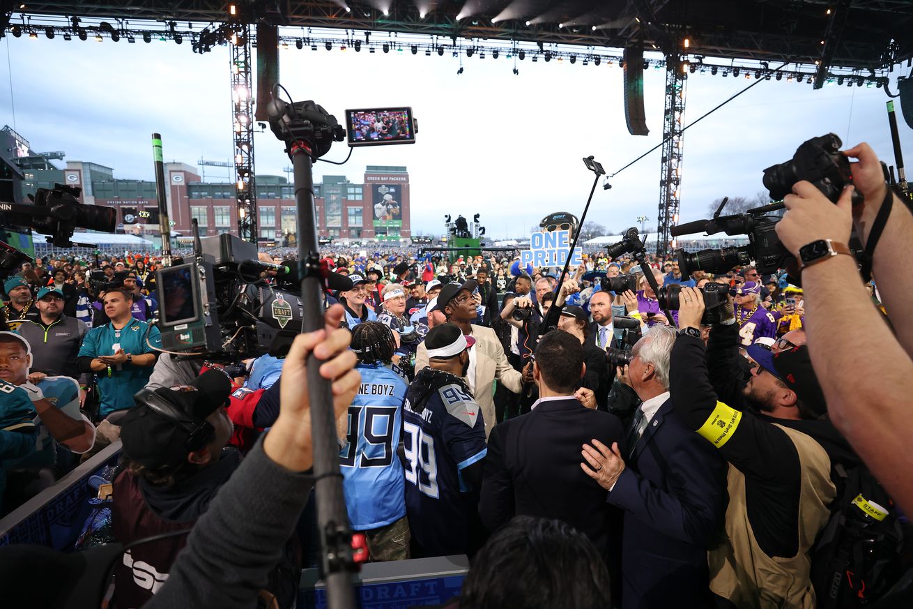 2025 NFL Draft - Round 1