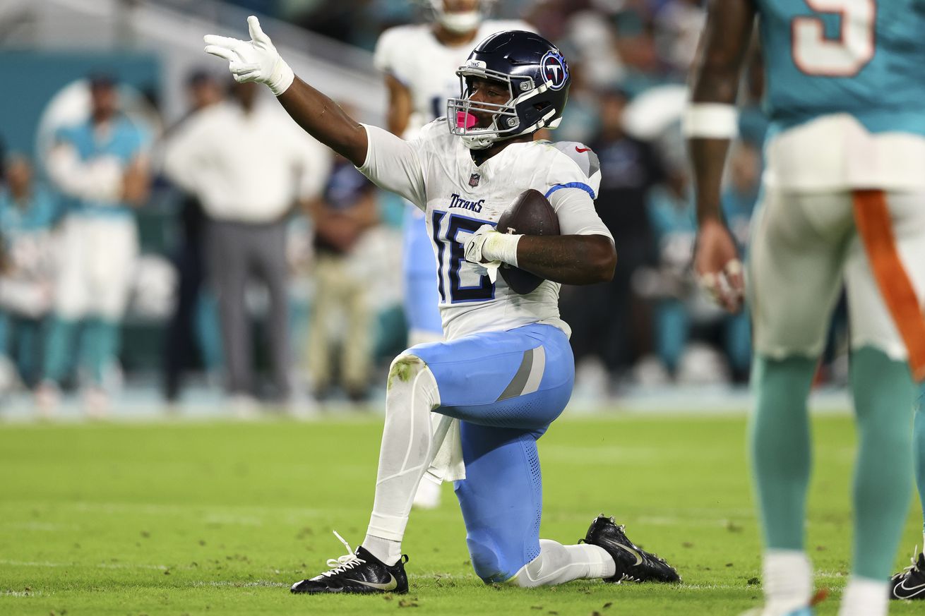 Tennessee Titans v Miami Dolphins