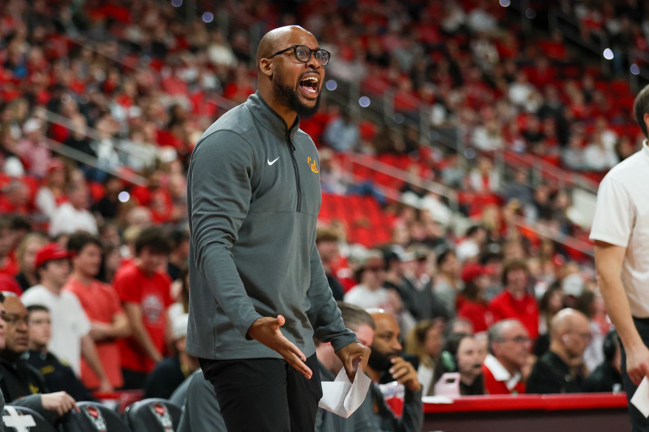 COLLEGE BASKETBALL: JAN 18 Cal at NC State