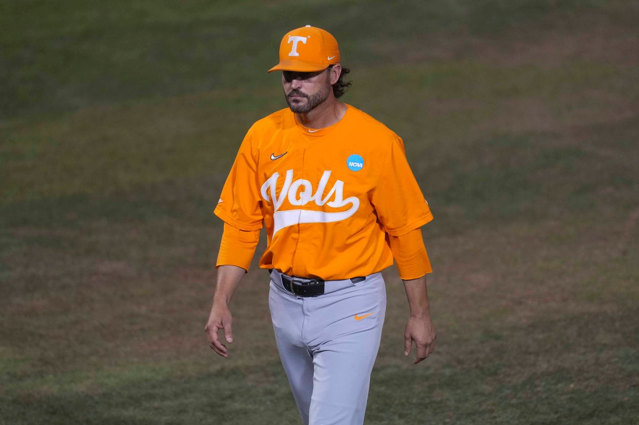 Syndication: The Knoxville News-Sentinel