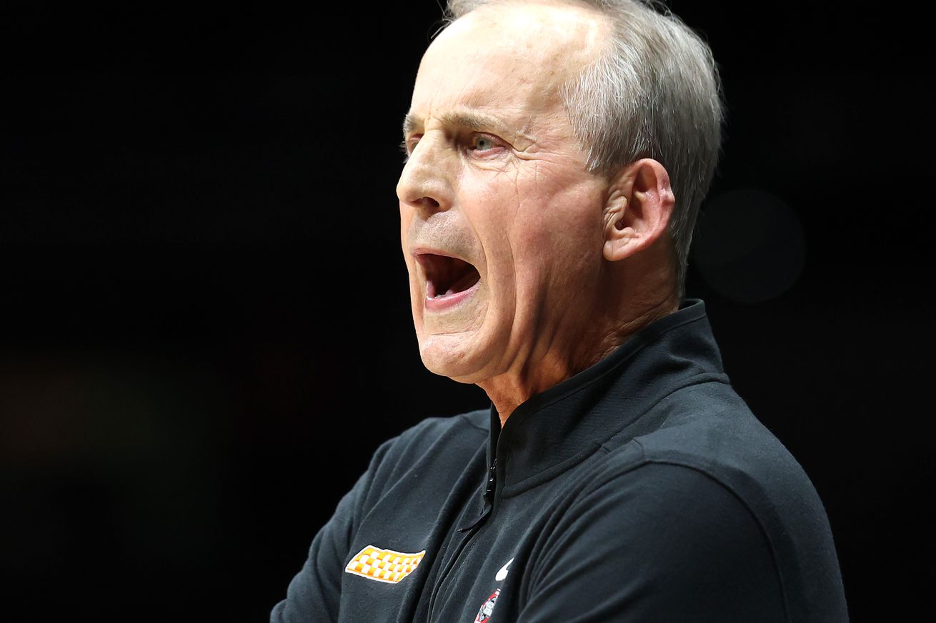 Kentucky v Tennessee