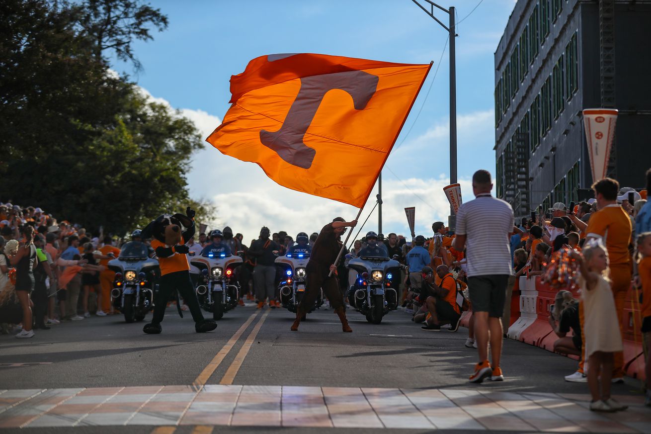 NCAA Football: Kent State at Tennessee