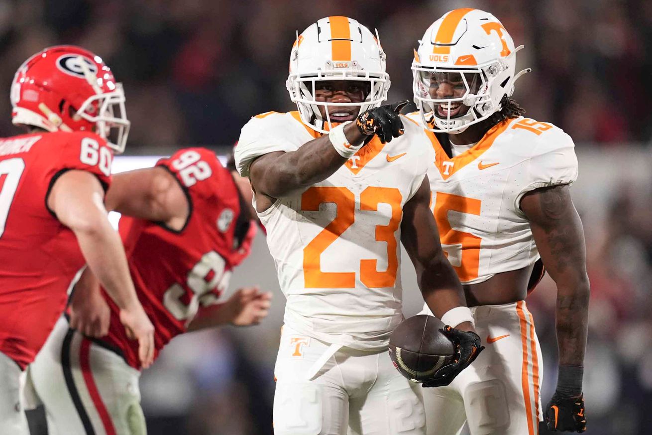 Syndication: The Knoxville News-Sentinel