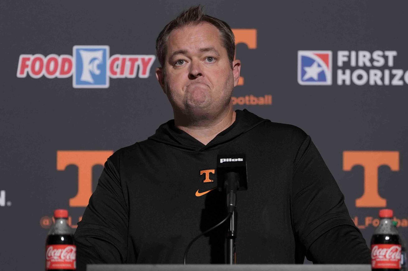Syndication: The Knoxville News-Sentinel